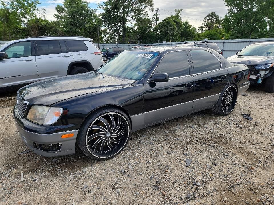Lexus LS