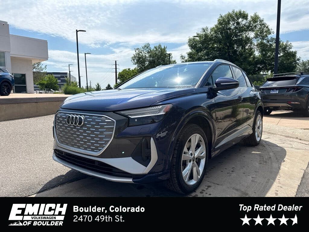 2023 AUDI Q4