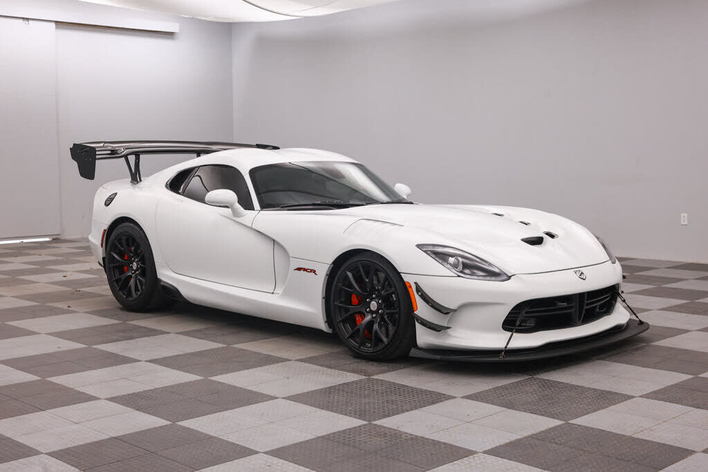 2016 DODGE Viper