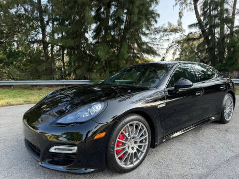 2013 PORSCHE Panamera