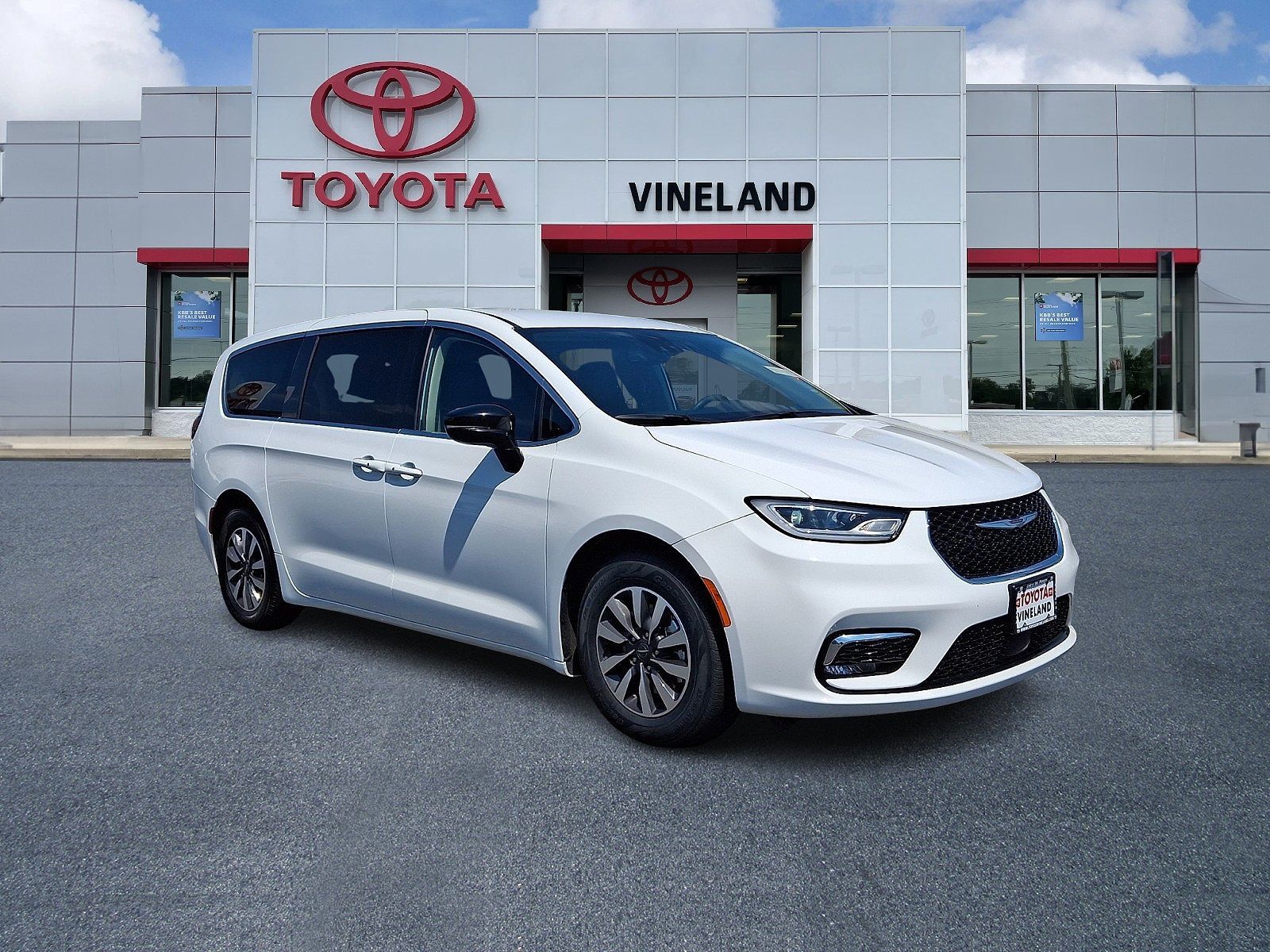 2024 CHRYSLER Pacifica