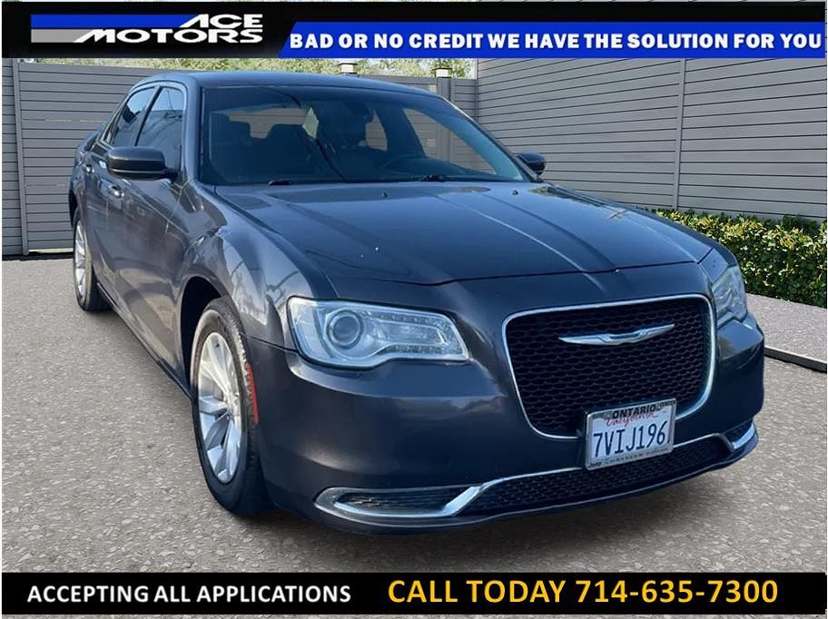 2016 CHRYSLER 300