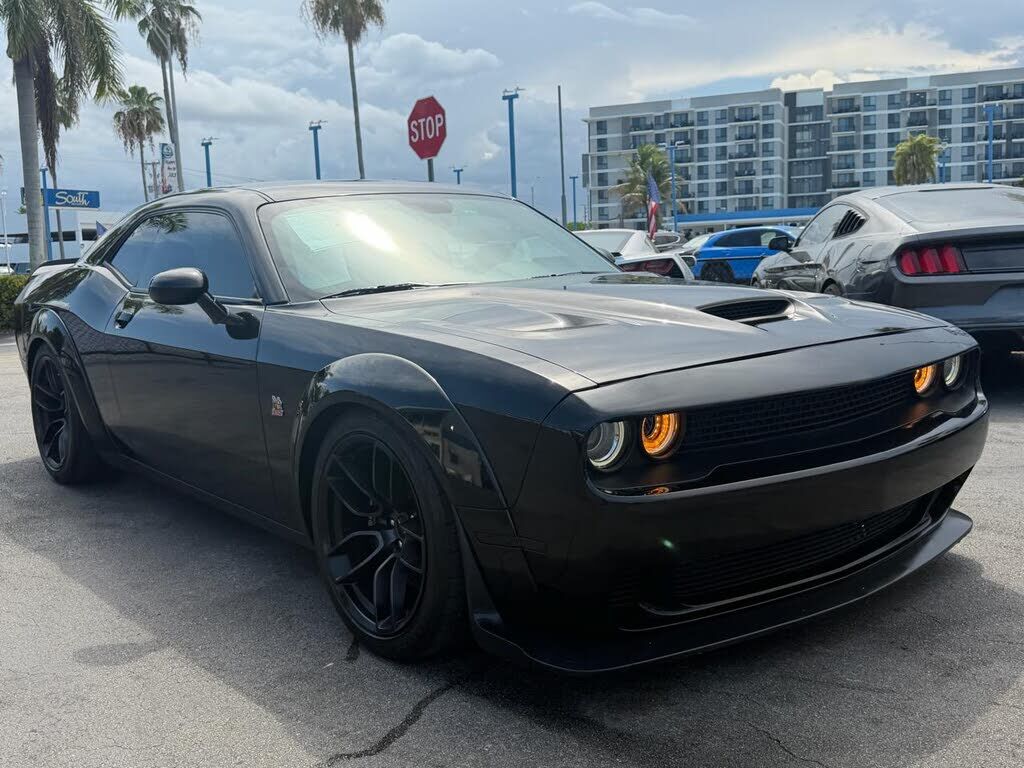 2020 DODGE Challenger