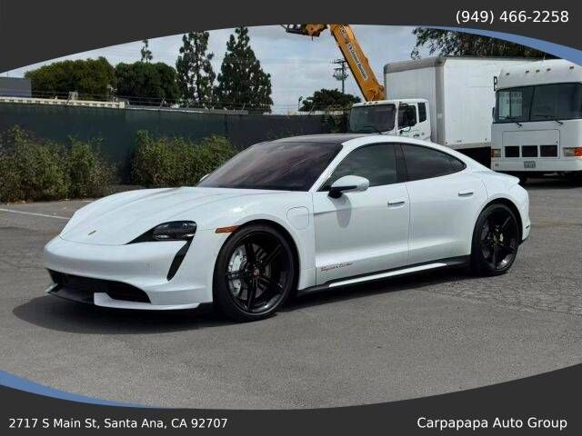2021 PORSCHE Taycan