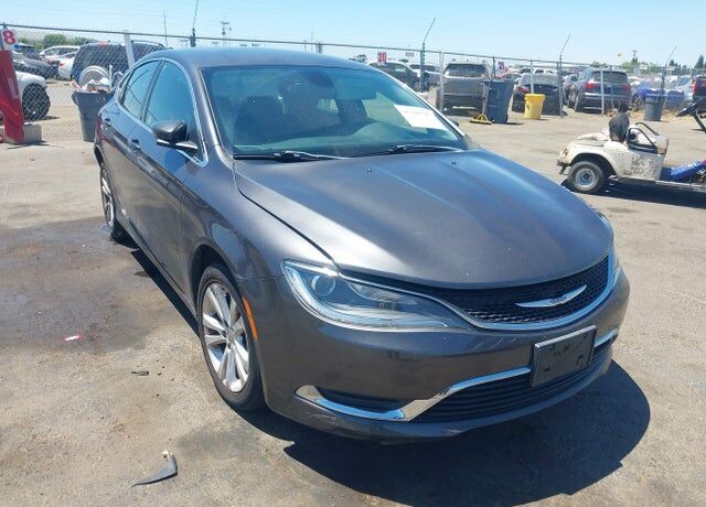 2016 CHRYSLER 200