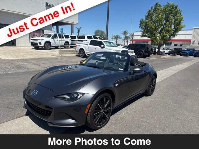 2025 MAZDA MX-5