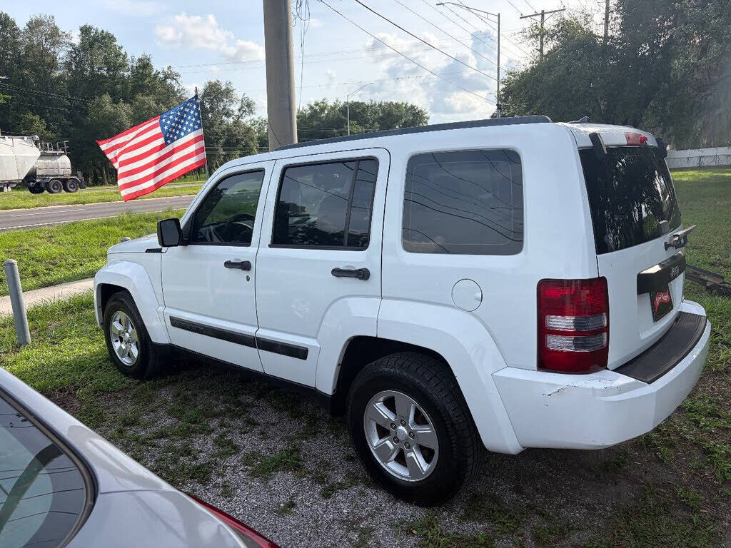 2012 JEEP Liberty