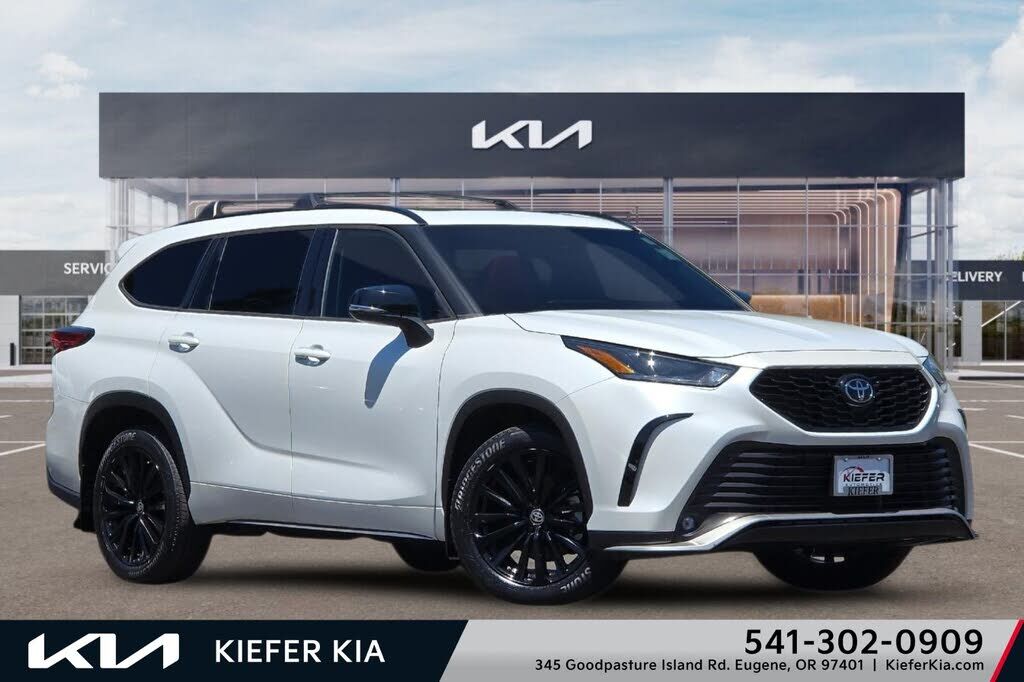 2023 TOYOTA Highlander