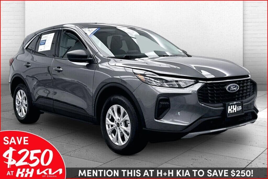 2024 FORD Escape