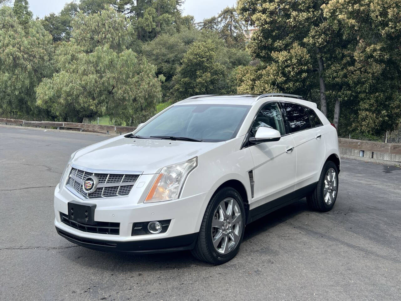 2010 CADILLAC SRX