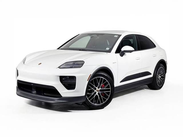 2025 PORSCHE Macan