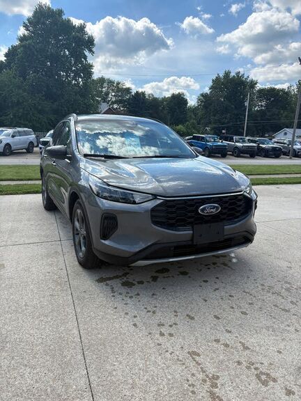 2025 FORD Escape