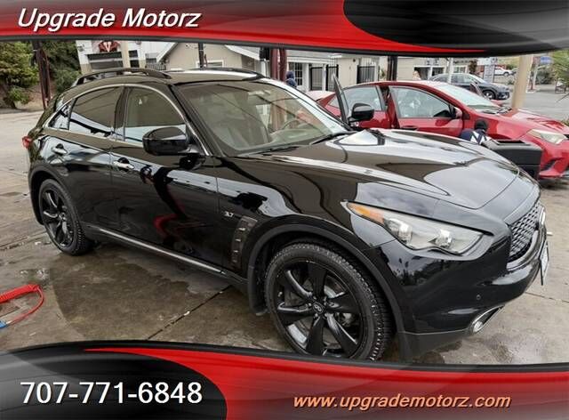 2017 INFINITI QX70