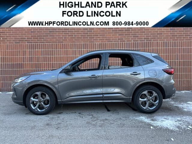 2024 FORD Escape