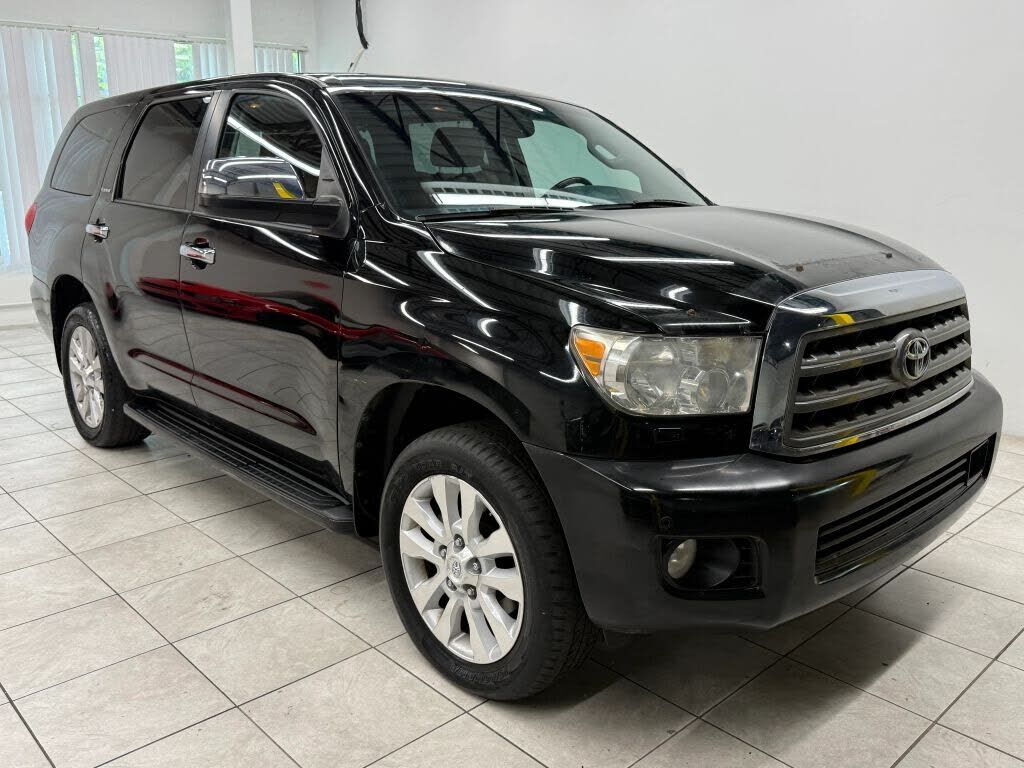 2014 TOYOTA Sequoia