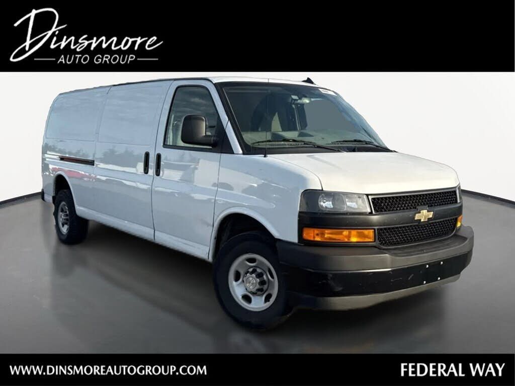2023 CHEVROLET Express