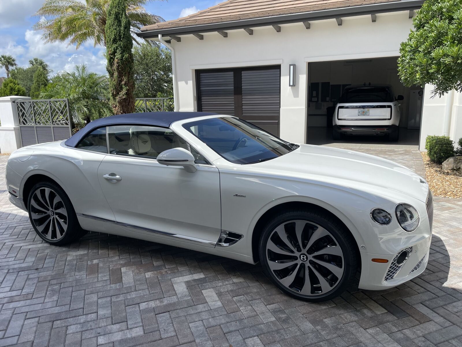2024 BENTLEY Continental GTC