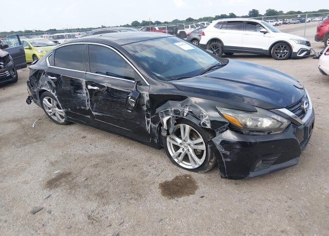 2017 NISSAN Altima