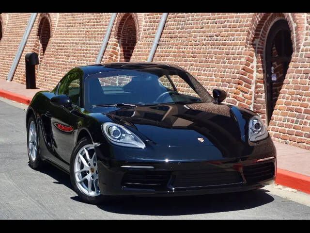 2017 PORSCHE Cayman
