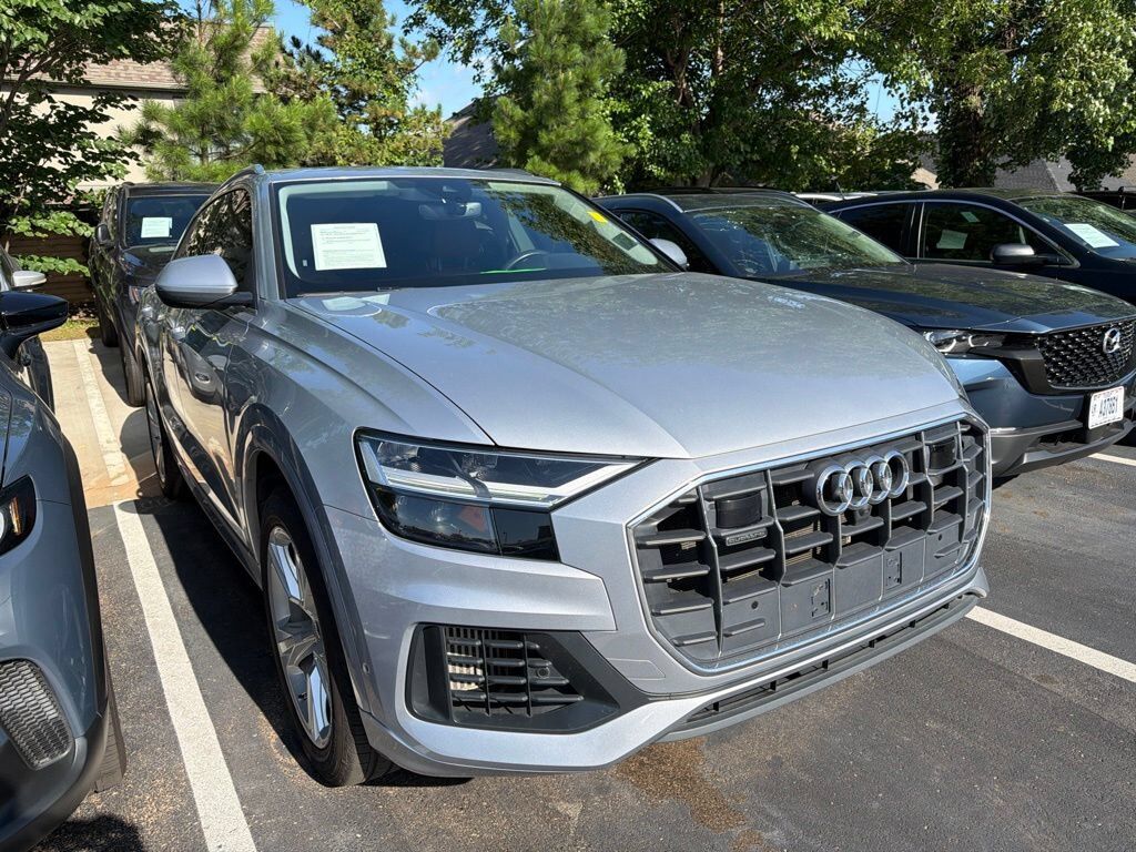 2022 Audi Q8