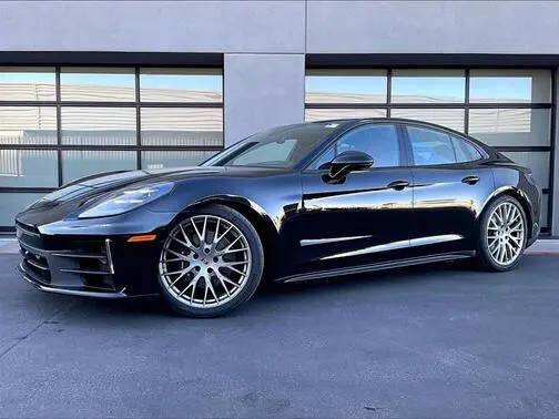 2026 PORSCHE Panamera