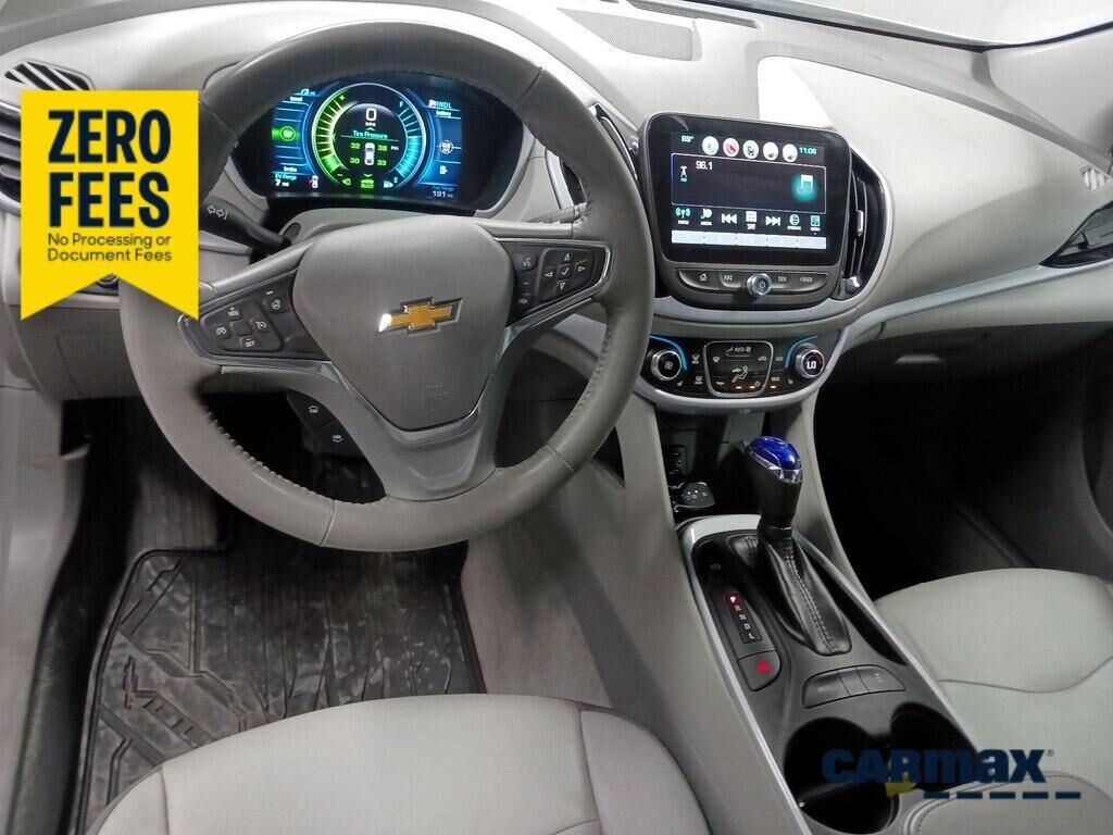 2017 CHEVROLET Volt