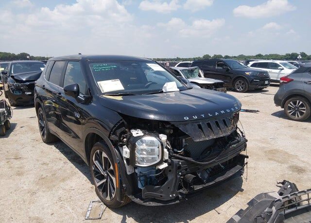 2024 MITSUBISHI Outlander