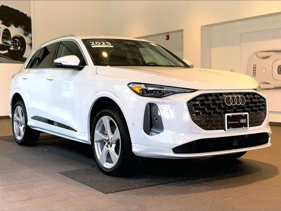 2025 AUDI Q5