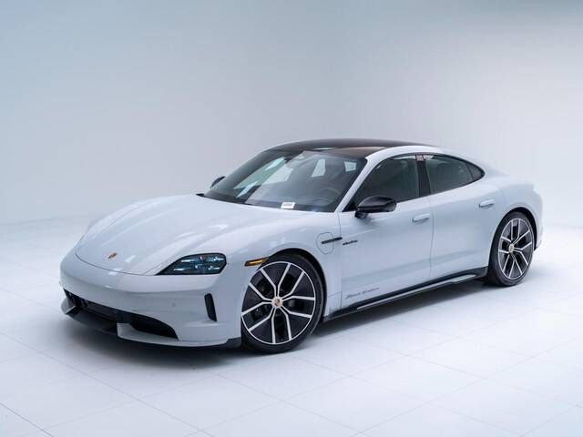 2026 PORSCHE Taycan