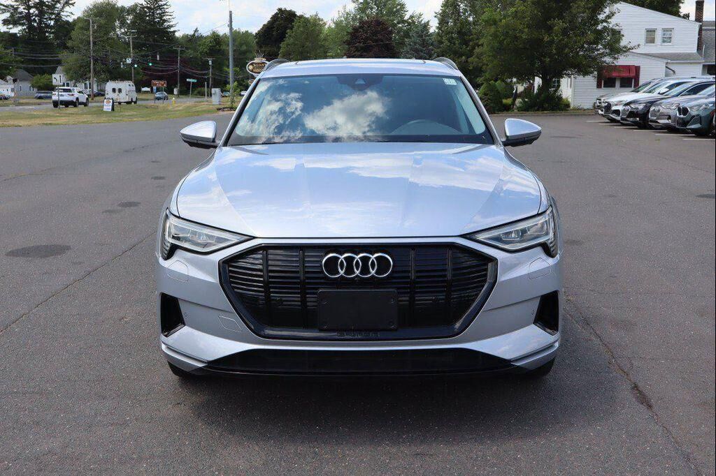 2021 Audi e-tron