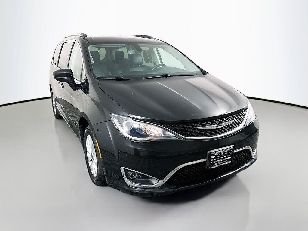 2020 CHRYSLER Pacifica