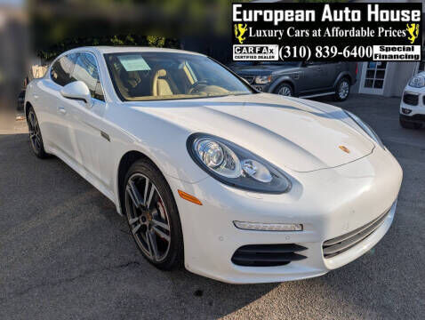 2016 PORSCHE Panamera