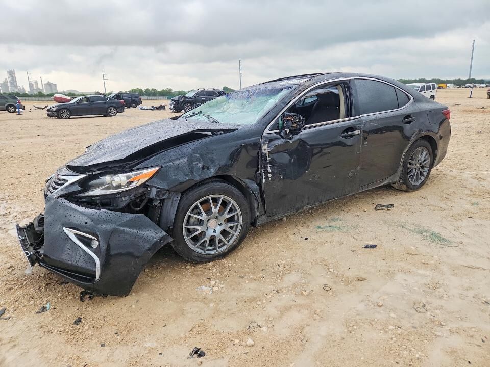 2018 LEXUS ES