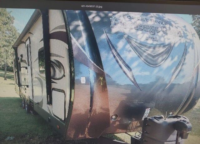 2017 FOREST RIVER Wildwood Laminated Towables
