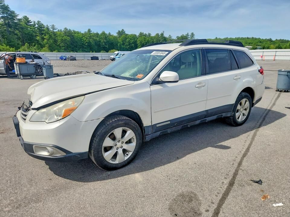 2012 SUBARU Outback