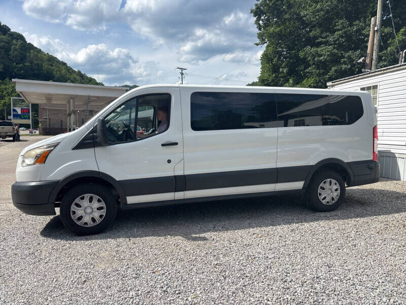 2017 FORD Transit