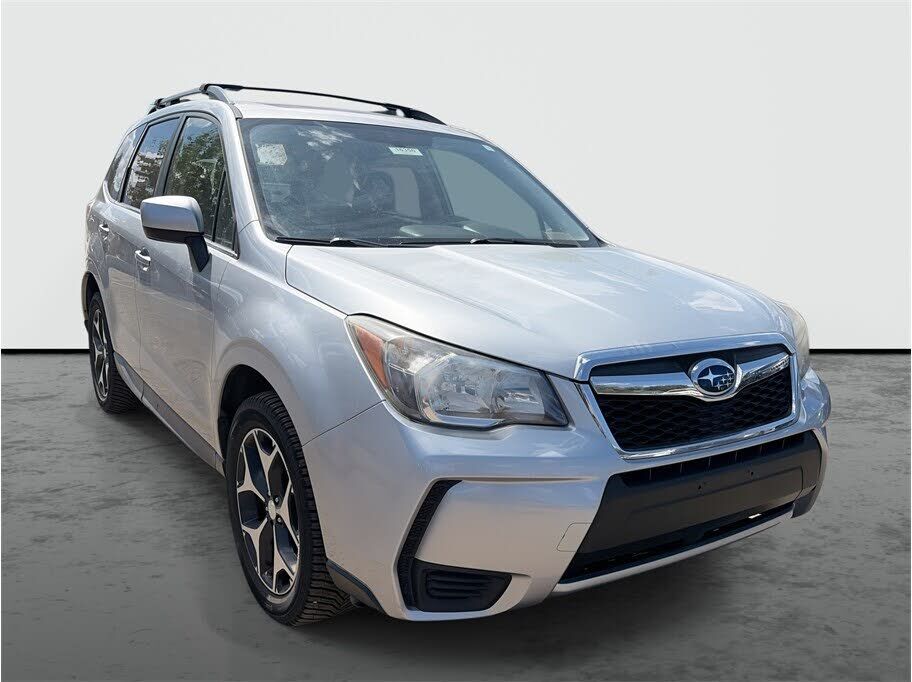 2015 SUBARU Forester