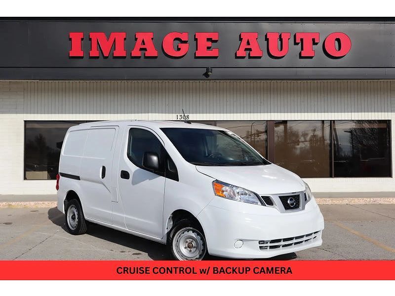 2016 NISSAN NV200