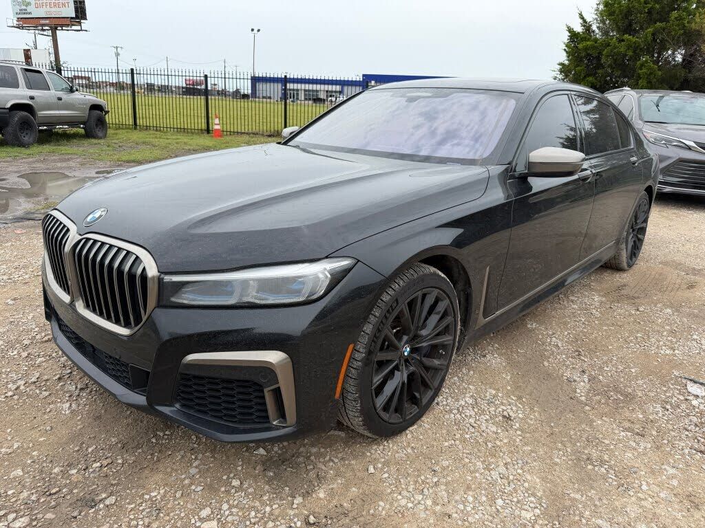 2020 BMW M7
