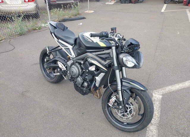 2020 TRIUMPH Street Triple