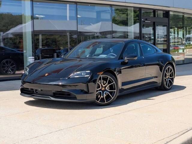 2025 PORSCHE Taycan
