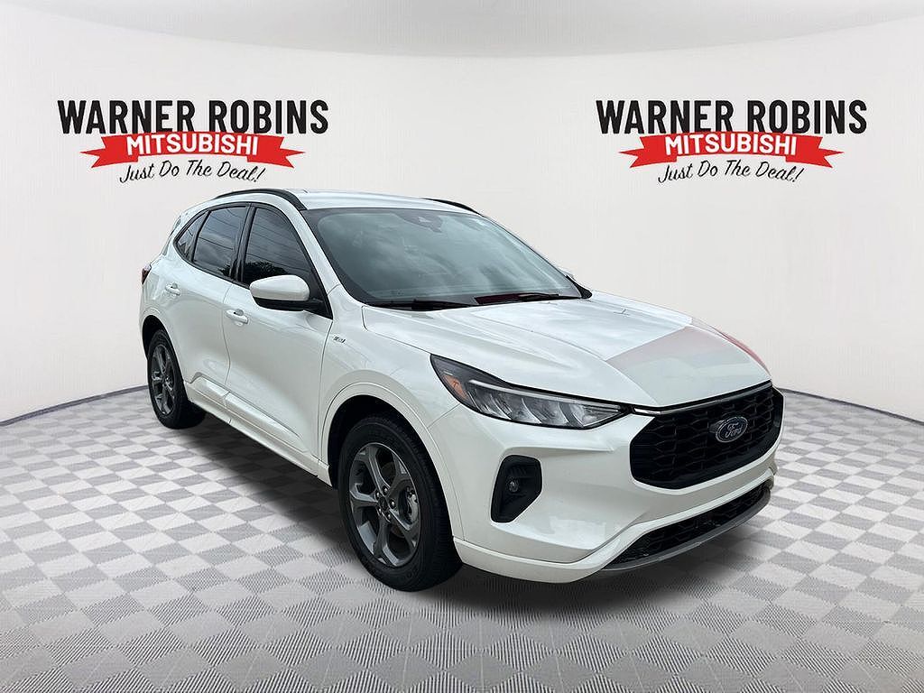 2024 FORD Escape