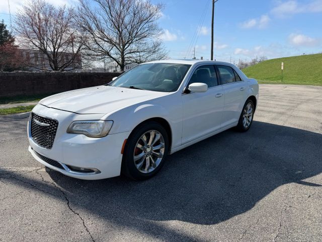2018 CHRYSLER 300