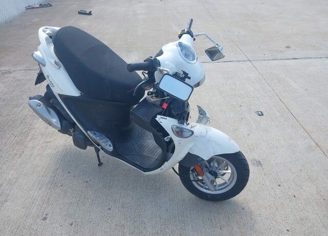 2021 GENUINE SCOOTERS Buddy