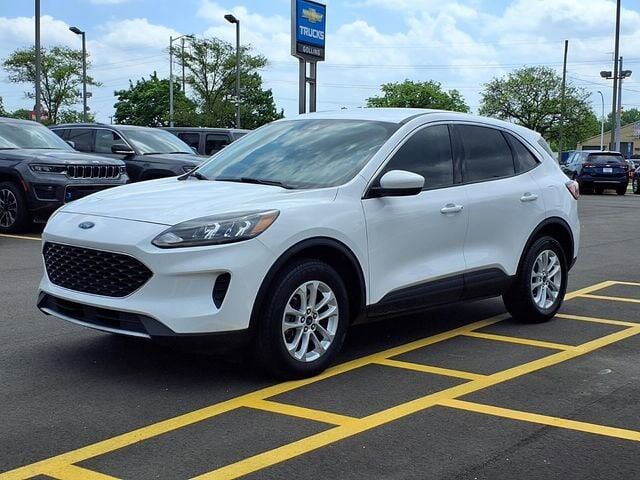 2021 FORD Escape