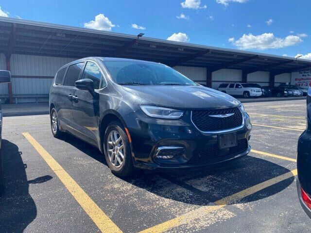 2023 CHRYSLER Pacifica