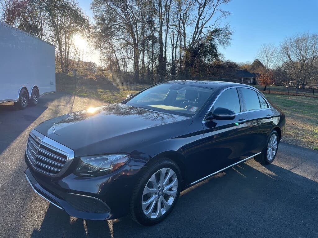 2017 MERCEDES-BENZ E-Class