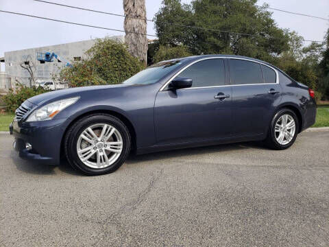 2011 INFINITI G37