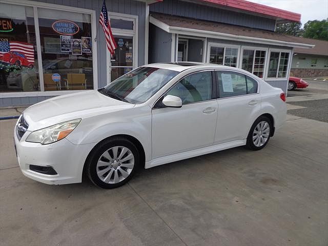 2011 SUBARU Legacy