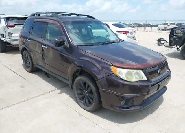 2013 SUBARU Forester